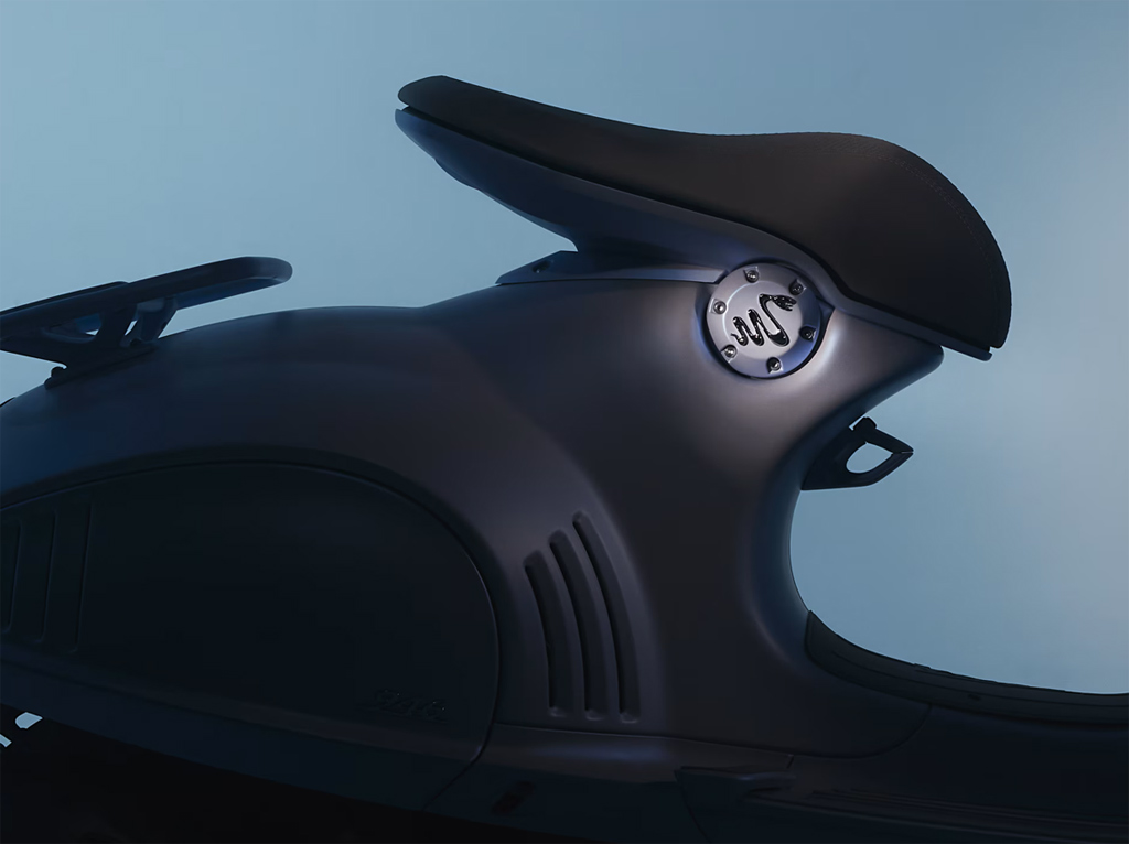 Vespa946 SNAKE Vespa946 SNAKE